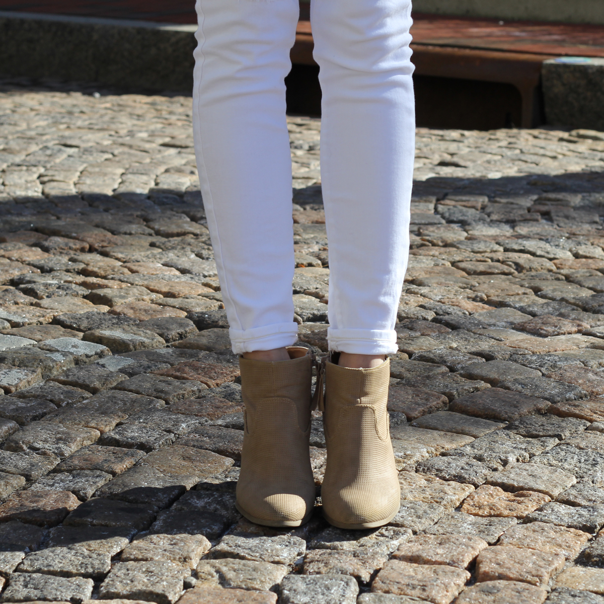 White Skinny Jeans and Tan Booties