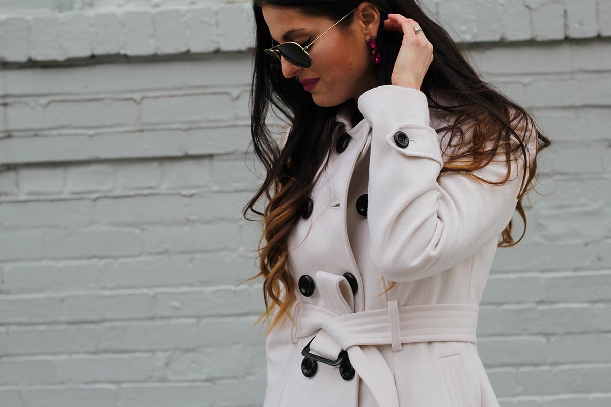 White coat and Ray Bans