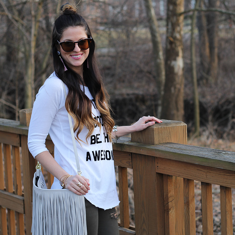 Graphic top and fringe purse